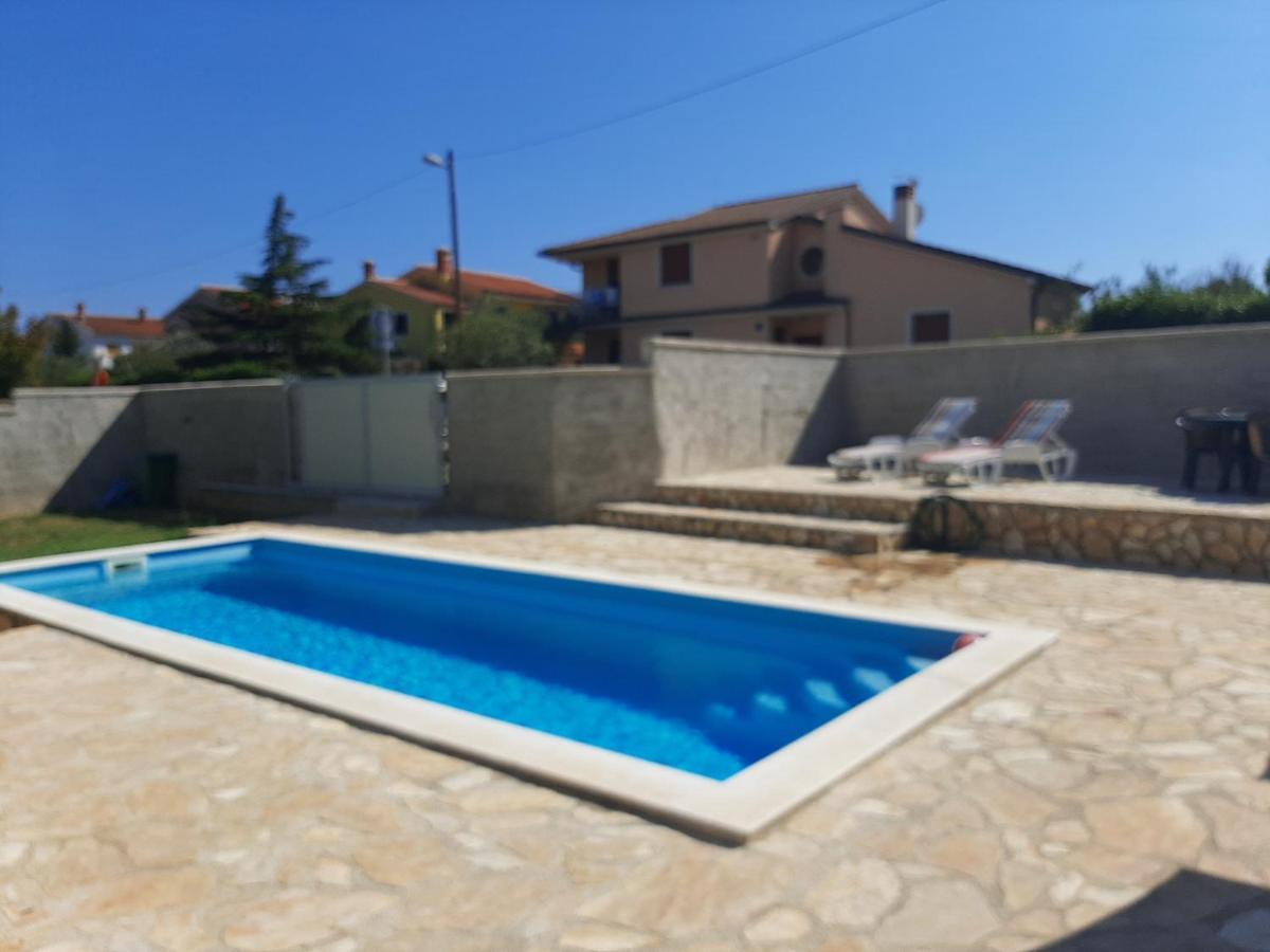 Ližnjan Vila Lokvanj מראה חיצוני תמונה